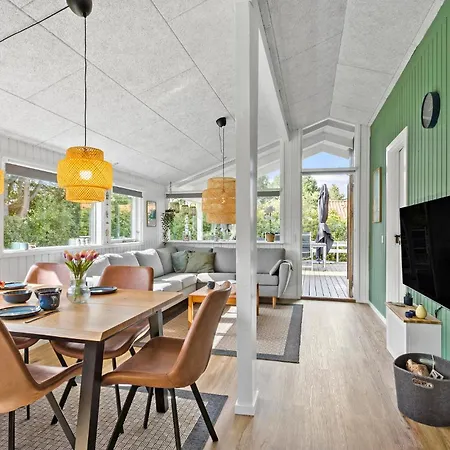 3 Bedroom Gorgeous In * Tranekær